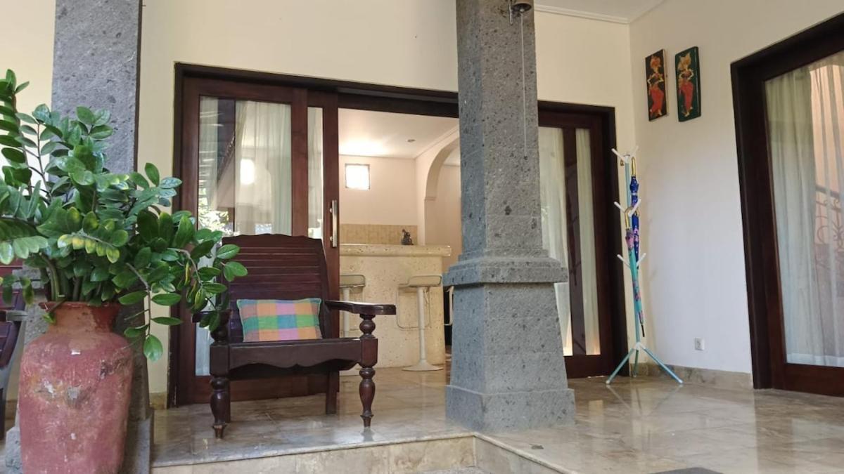 Schoene In Villa